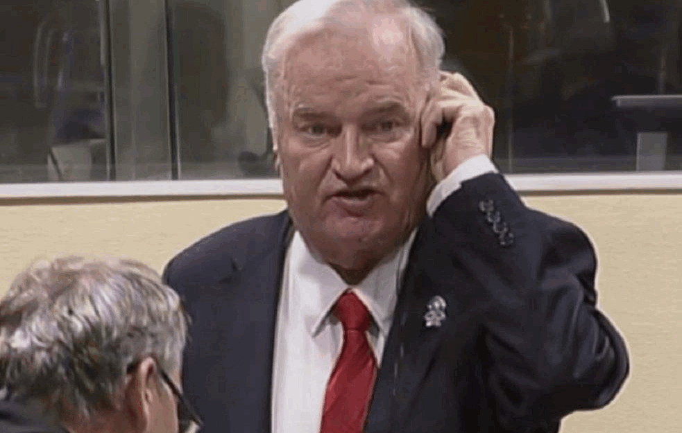 General Mladić u užasnomo zdravstvenom stanju: Leži nepokretan, hteli da mu amputiraju nogu, a Haški sud planira njegov premeštaj 